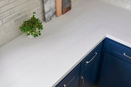 Strato Wind - ixnkdir23k3minq5bd13@2x.jpg