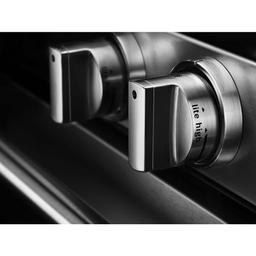 5.8 cu. ft. Gas Range with True Convection in Fingerprint Resistant Stainless Steel - j3zrsdvkmrduirww8l8q@2x.jpg