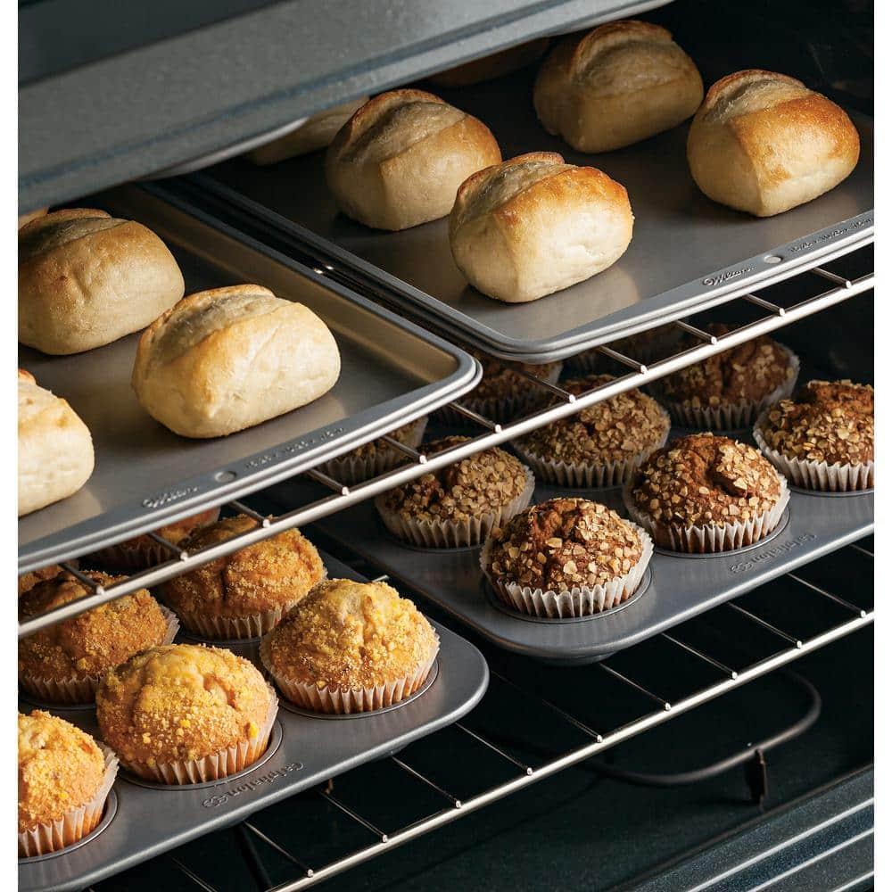 Ge® 30" Free-Standing Electric Range - jarltdte24gydly3k35p@2x.jpg