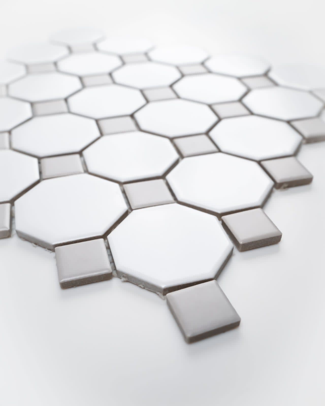 White and Grey Octagon - jb0nfzl5qb4tz6zjnkvg@2x.jpg