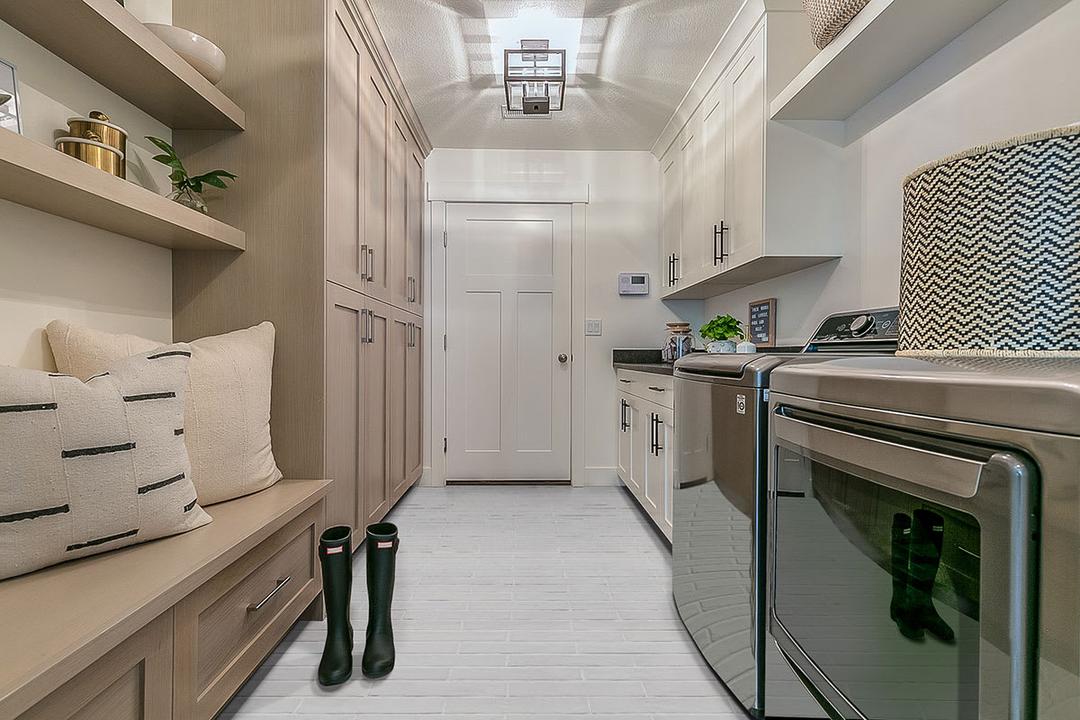 Brickstone White Porcelain Tile - jf1fxdehwqcek8iebquv@2x.jpg