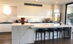 Calacatta Blanco - jt3s9wxyim4oxmqjogdy@2x.jpg