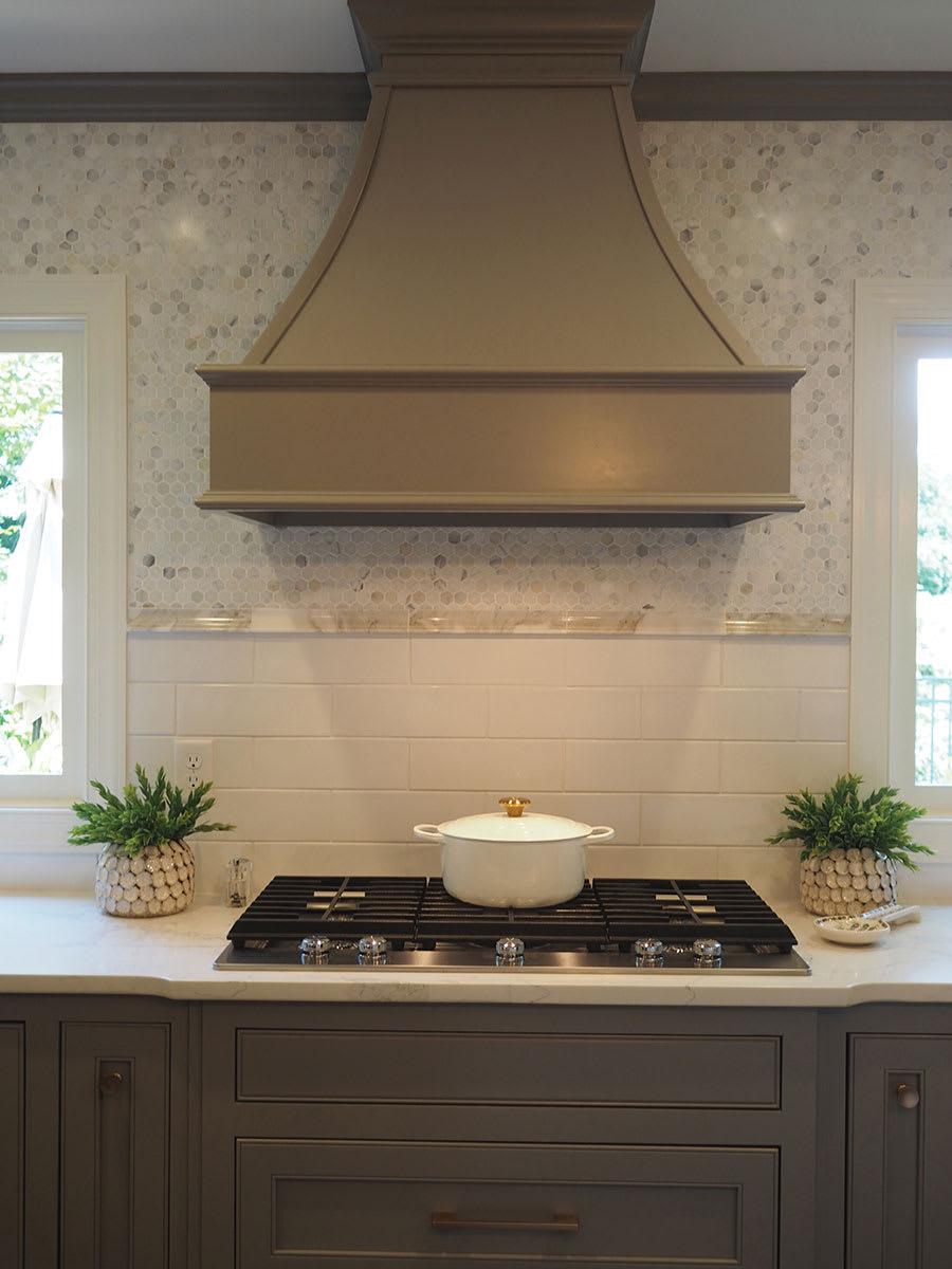 Calacatta Gold 2” Hexagon Mosaic Tile - jtalfkwihcko1ez7njmb@2x.jpg