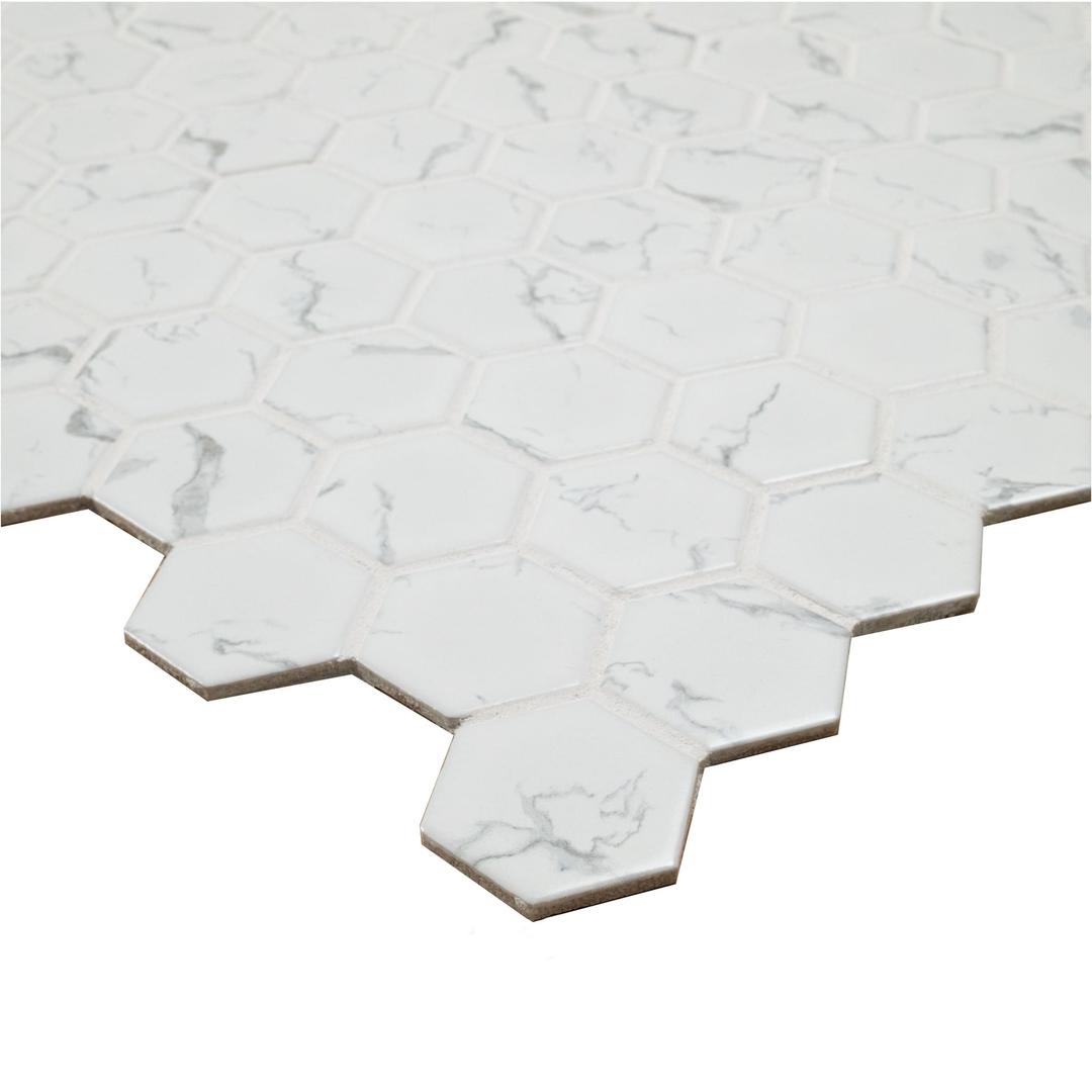 Carrara Matte 2" Hexagon - ju4gqgufe0x2zbdlaf4e@2x.jpg