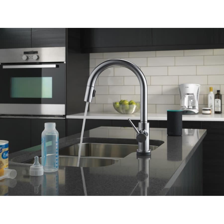 Trinsic VoiceIQ Voice Activated Pull Down Kitchen Faucet with On / Off Touch Activation and Magnetic Docking Spray Head - jueqma3hmkkpmdxmigan@2x.jpg