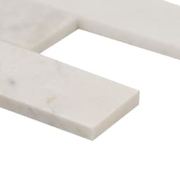 Arabescato Venato Tile - k23qnlwic37mdqtq7qqu@2x.jpg