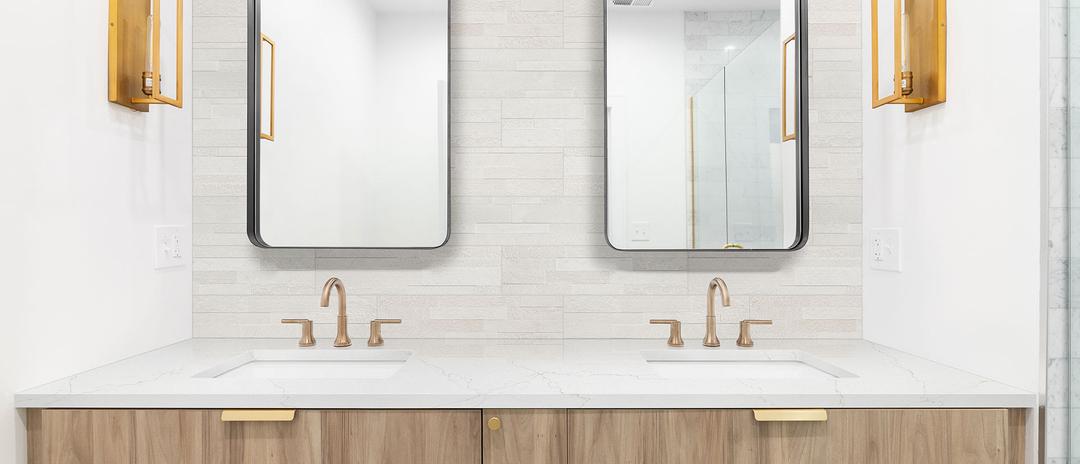 Calacatta Adonia - kgnxuu0ihgwjqqc8gyyg@2x.jpg