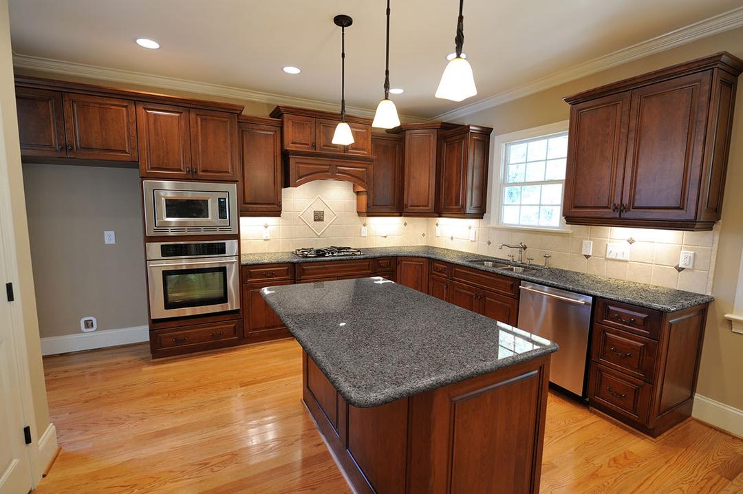 Azul Platino Granite - khypjxrj1dd1y5up88ou@2x.jpg