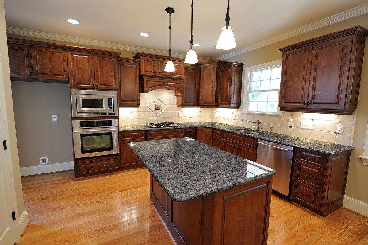 Azul Platino Granite - khypjxrj1dd1y5up88ou@2x.jpg