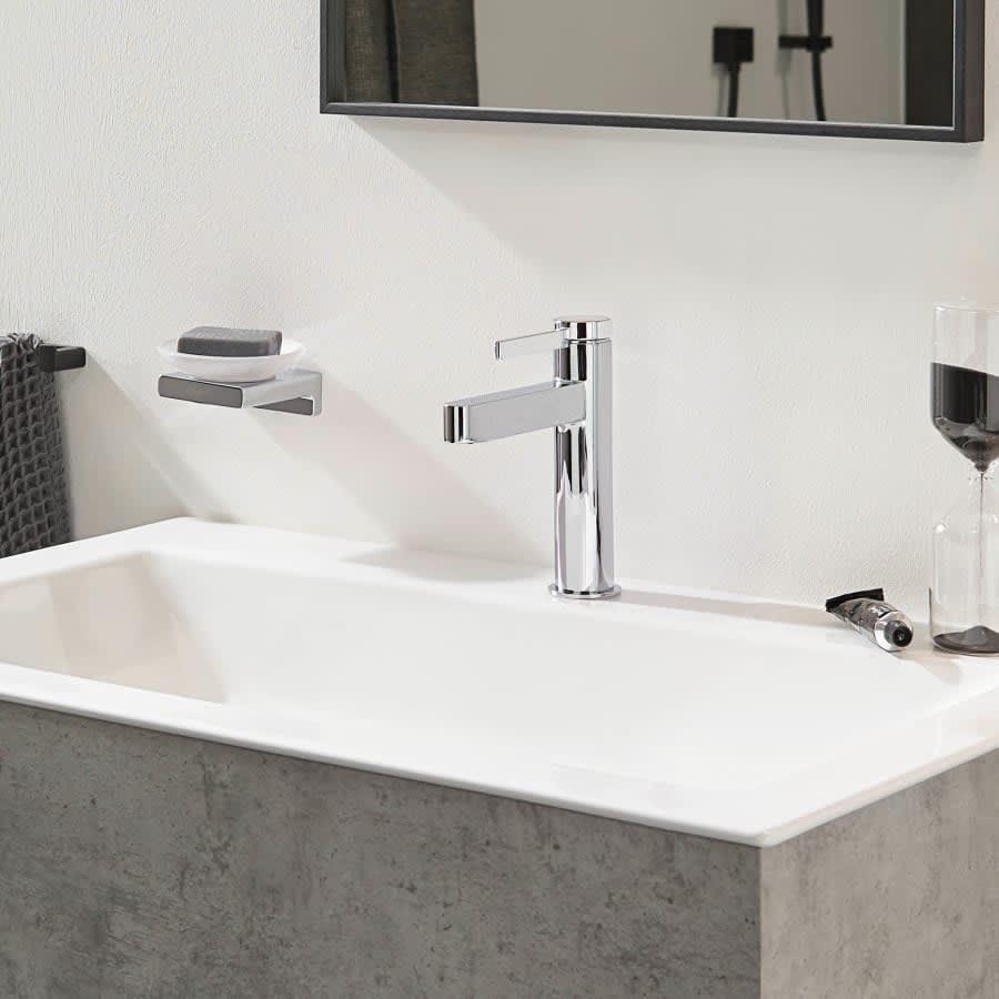 Finoris 1.2 GPM Single Hole Bathroom Faucet with Pop-Up Drain Assembly - klam1josurghqgsqnhyl@2x.jpg