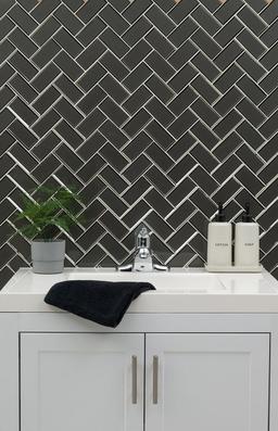 Metallic Gray Bevel Herringbone 8mm - kr4lj0fh21wvhqpd9rqv@2x.jpg