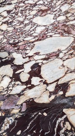 Breccia Viola Vagli - kxuvqv5rqgvhzl1jfodn@2x.jpg