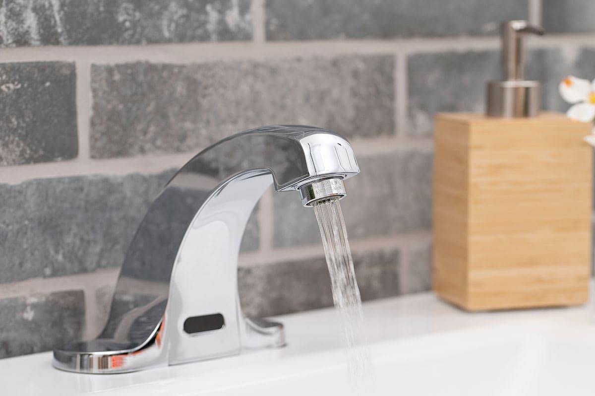 Touch-less Infrared Sensor Bathroom Faucet - 421 Chrome - lmgyk2kibnb7xavmpblz@2x.jpg