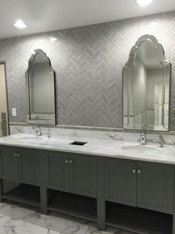 Absolute White Marble - lnkmyj7ft7nk68chmy5u@2x.jpg