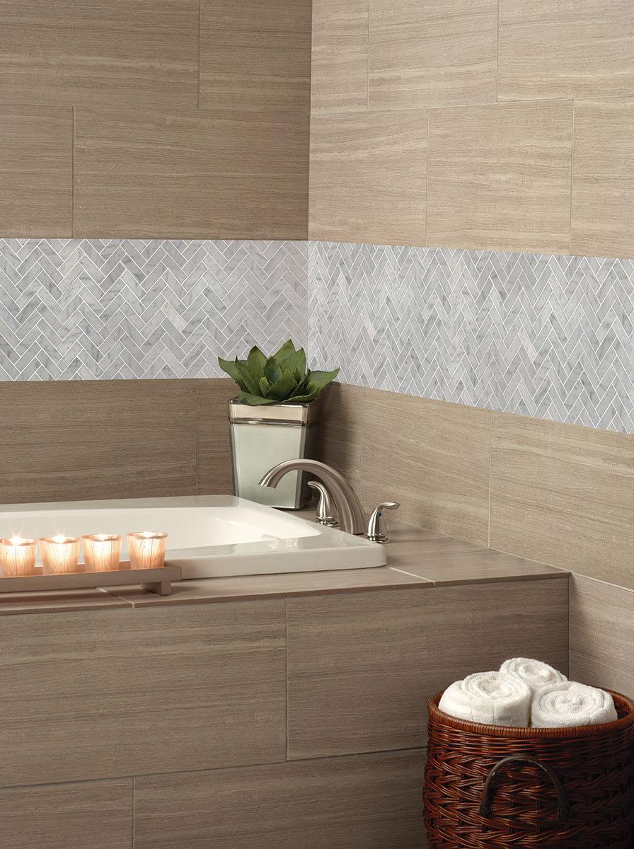 Carrara White Herringbone Polished - lnqdznqeclujknrfi2z8@2x.jpg