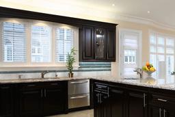 Moon White Granite - lqrpmhsxbyuesxoqmyqj@2x.jpg