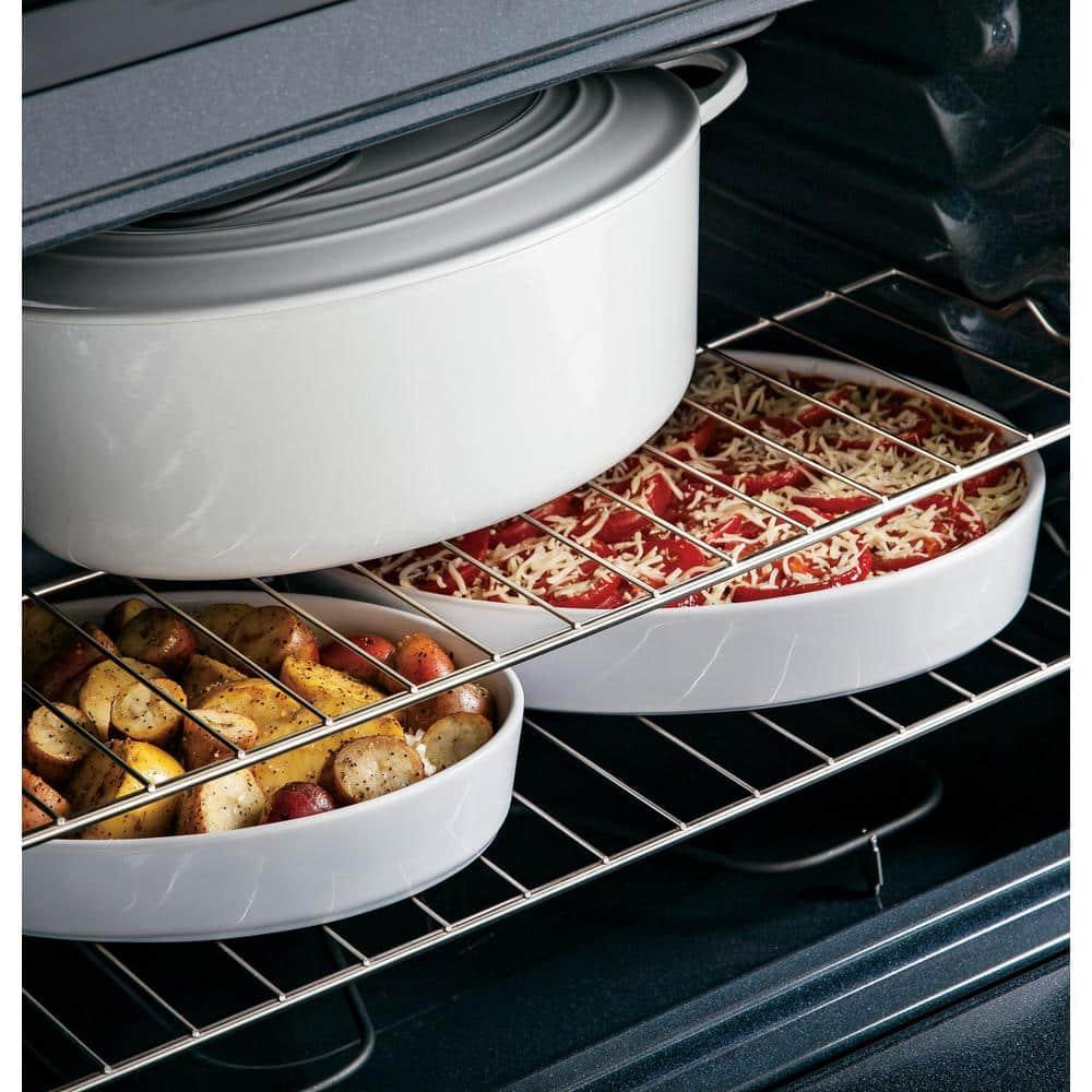 Ge® 30" Free-Standing Electric Range - lsbzatisjkujzsftkf2p@2x.jpg