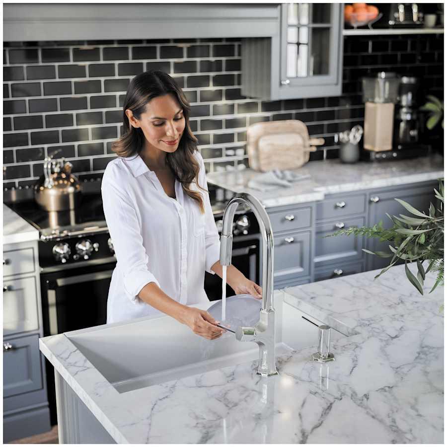 Locarno 1.75 GPM Pull Down Kitchen Faucet HighArc Spout with Magnetic Docking & Toggle Spray Diverter - Limited Lifetime Warranty - mkteutgz4kiej4r9zm3w@2x.jpg