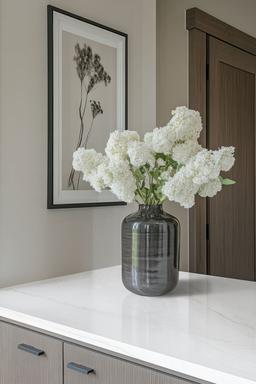 Calacatta Montasia - mu8qgk6hian27ejv8iqw@2x.jpg