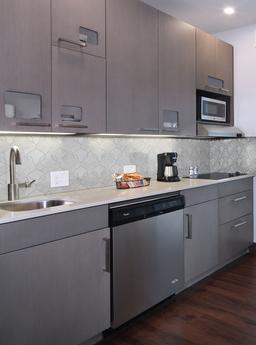 Carrara White Ellipsis Polished 10mm - myvlwowpswr7saxkjsju@2x.jpg