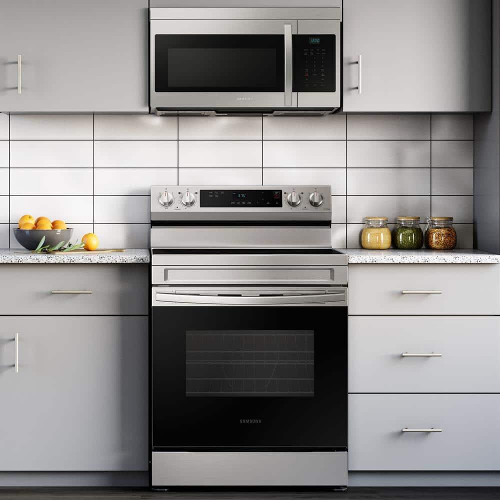 Microwave With Auto Cook In Stainless Steel - ncgvw7trpr9spyxu95wn@2x.jpg