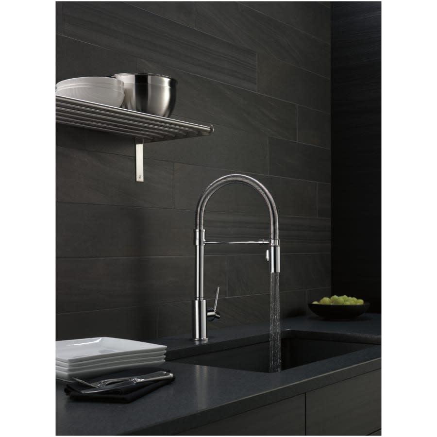 Trinsic Pre-Rinse Pull-Down Kitchen Faucet with Magnetic Docking Spray Head - Limited Lifetime Warranty - ndqpckxyj8zpx8sdbdjt@2x.jpg