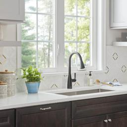 Fairbury 2S Single-Handle Pull-Down Sprayer Kitchen Faucet in Matte Black - nljv3unspr4dgy6no5kr@2x.jpg