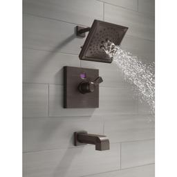 Square Shower Arm Flange - nlpxcyvrgg1y5wmkicrr@2x.jpg