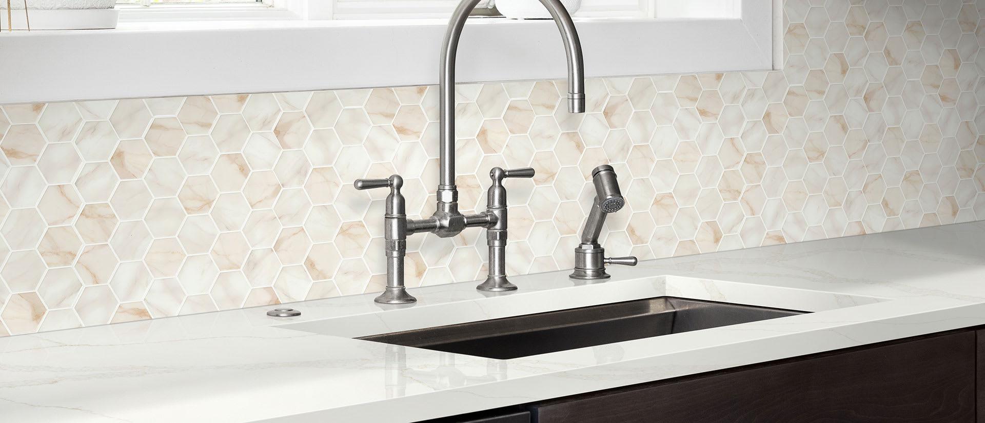 Calacatta Elysio - nnm1wqlz9ugvdx3ti1jc@2x.jpg