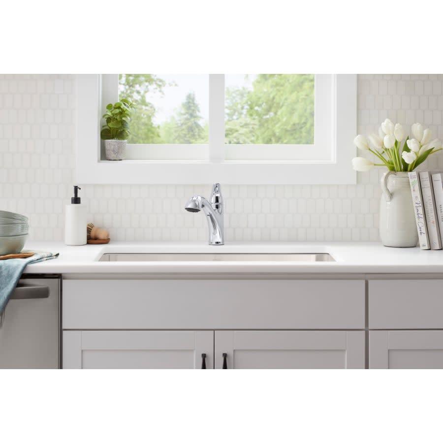 Jolt 1.5 GPM Single Hole Pull Out Kitchen Faucet - npr7t28c7uz2dqrylg8i@2x.jpg