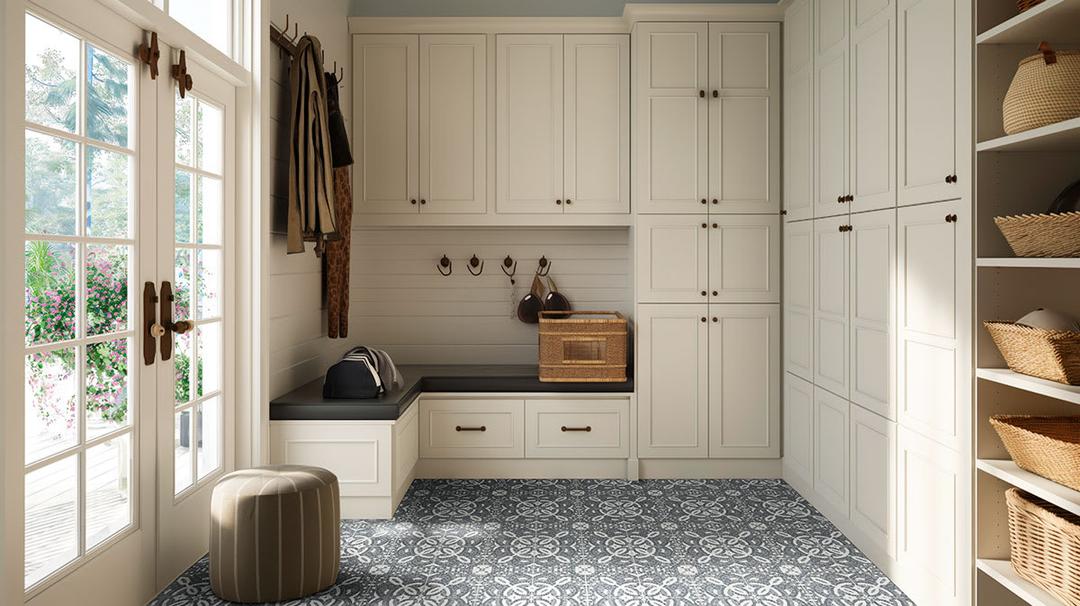 Trinity Constantino - ntxhlfbrdgippnzxyuq5@2x.jpg