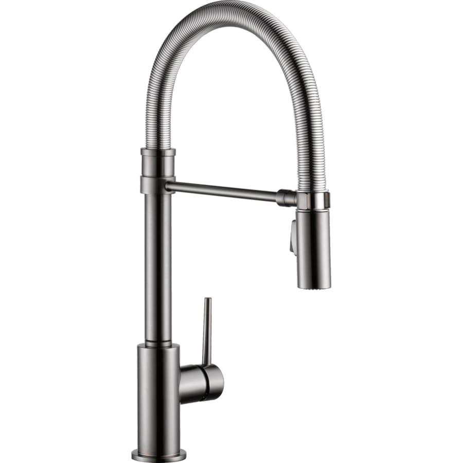 Trinsic Pre-Rinse Pull-Down Kitchen Faucet with Magnetic Docking Spray Head - Limited Lifetime Warranty - nwg17pnke6iwfpo5x5hl@2x.jpg