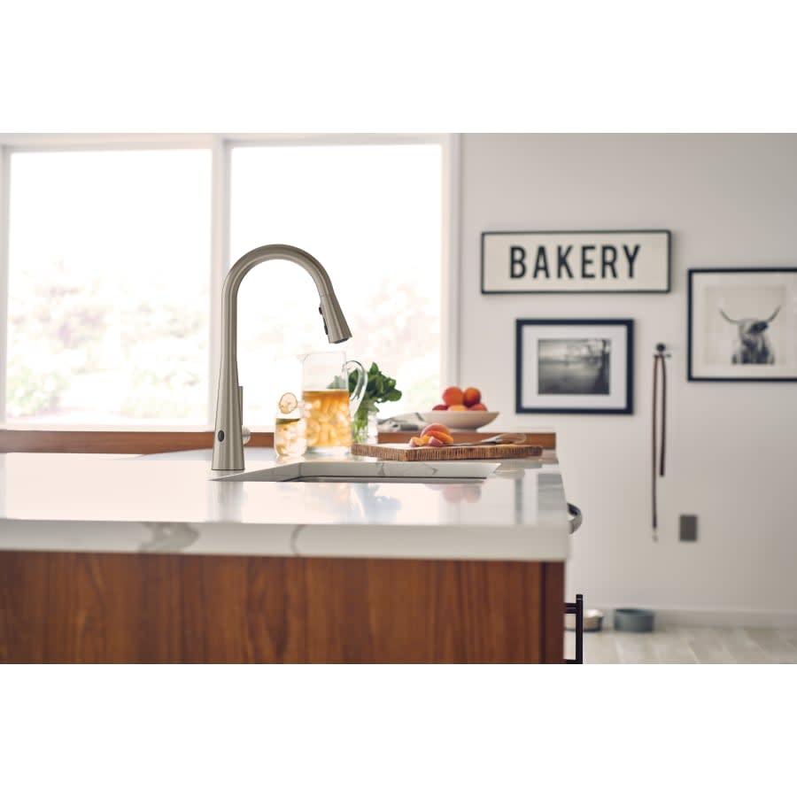 Sleek 1.5 GPM Single Hole Pull Down Kitchen Faucet with MotionSense - o0gexksigvvwes2vuhv9@2x.jpg