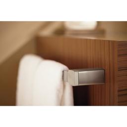 90 Degree 24" Towel Bar - o1xi3zups70qsubytf7g@2x.jpg