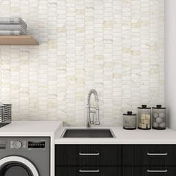 Marble Calacatta Gold Hexagon 2X2 Honed - o2xnqbr5s8wh09n2ov06@2x.jpg