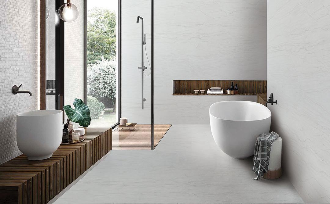 White Montreal Quartzite - o3smaxdkumd3kyg4rtxx@2x.jpg