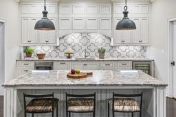 Bianco Quatrefoil Polished 10mm - ot34j77a3rnb7tge87i4@2x.jpg