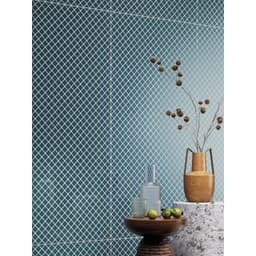 VECTORA BLUE GL 24X47 - ozvgkhb5of8fbfk8zhzp@2x.jpg