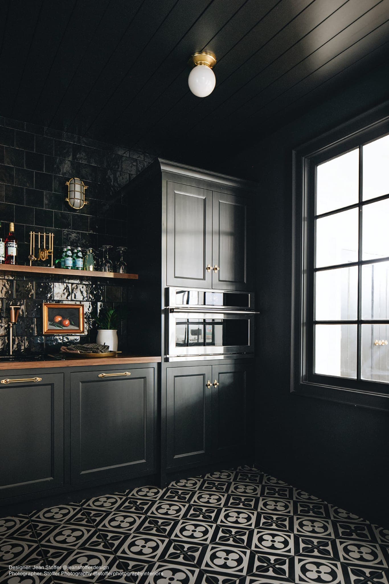 Cloé 5X5 Glossy Ceramic Tile in Black - p1u7lujoyjymdznxxzph@2x.jpg