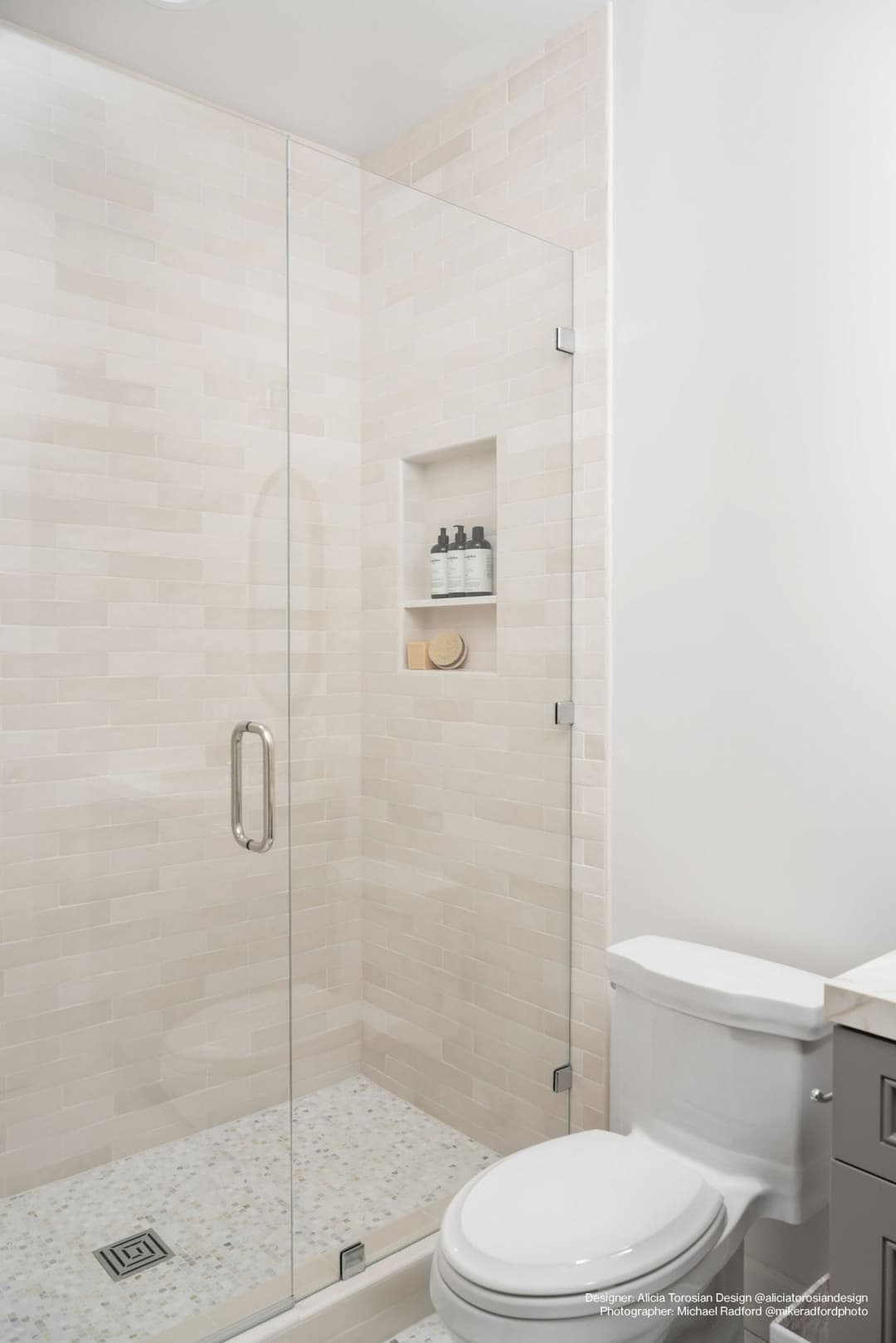 Cloé 2.5X8 Glossy Ceramic Tile in Creme - p3vessudtma4gwl4phhw@2x.jpg