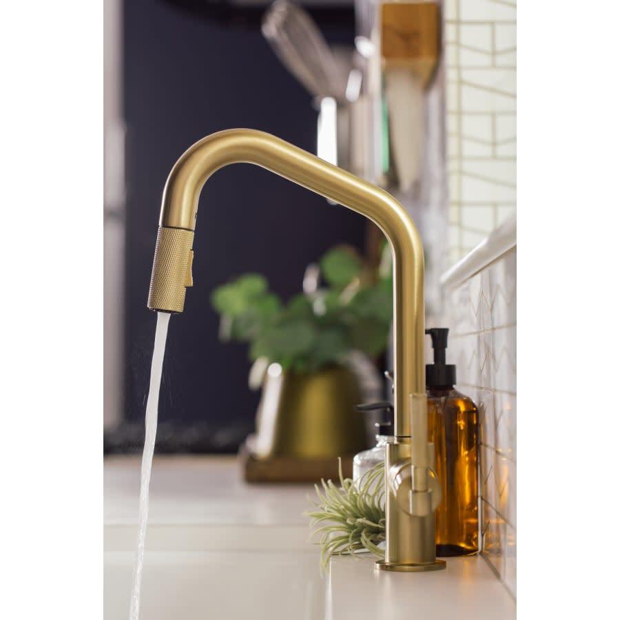 Litze Single Handle Angled Spout Pull Down Kitchen Faucet with Knurled Handle - Limited Lifetime Warranty - p4zrkr829hb6dyb1u1ql@2x.jpg