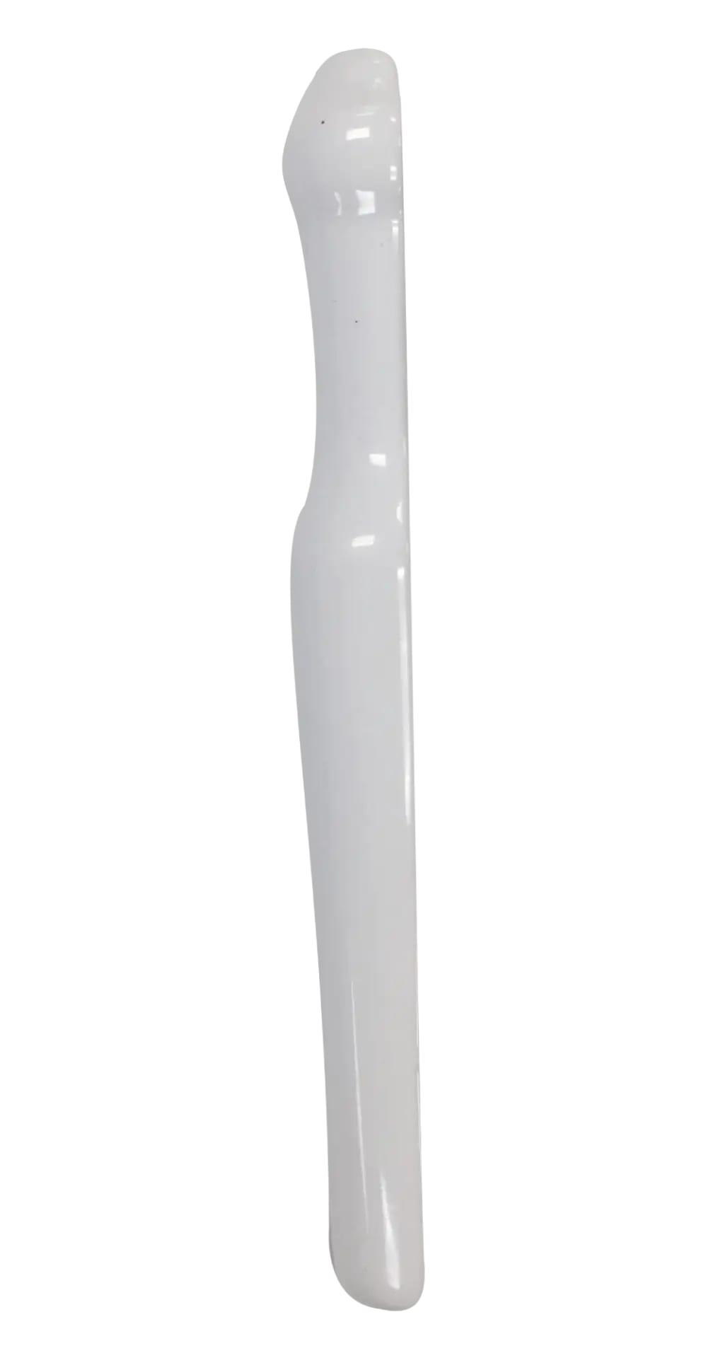 BG WHITE ICE SKIRTING 1/2X6 OC