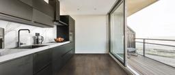 Pre Fab Calacatta Goa - pom9xkkcnrqysh8ykar5@2x.jpg