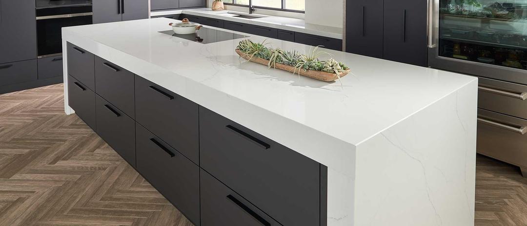 Pre Fab Calacatta Trevi® - pyhogfrjgr0sigv7g1yl@2x.jpg
