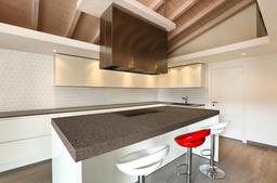 Bianco Dolomite Pinwheel Polished - q6woq29feruhvfkn5wdu@2x.jpg