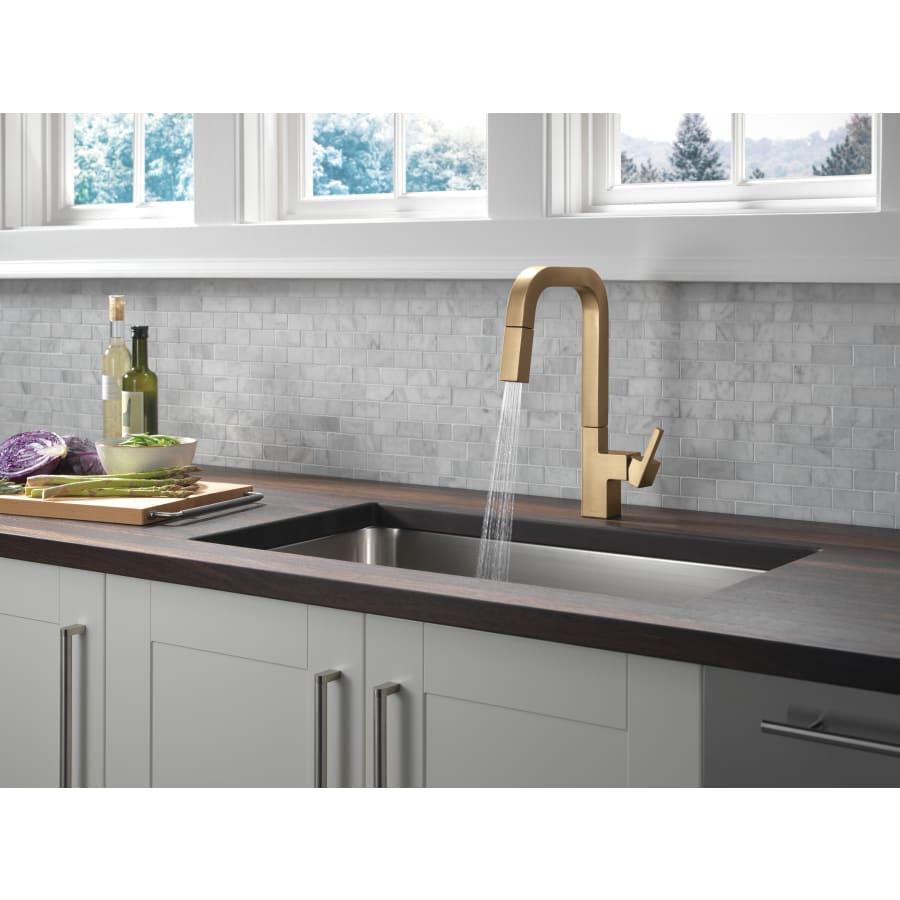 Junction 1.8 GPM Single Hole Pull Down Kitchen Faucet With MagnaTite and Touch-Clean Technology - q7mam7tarkwyydr2ujng@2x.jpg