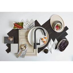 Align Pull-Down Spray Kitchen Faucet - qe8p9fyogbqaugytpbkp@2x.jpg