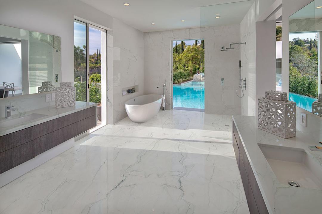 Calacatta Montreal Quartzite - qgztlopqicnvgfhzq1lb@2x.jpg