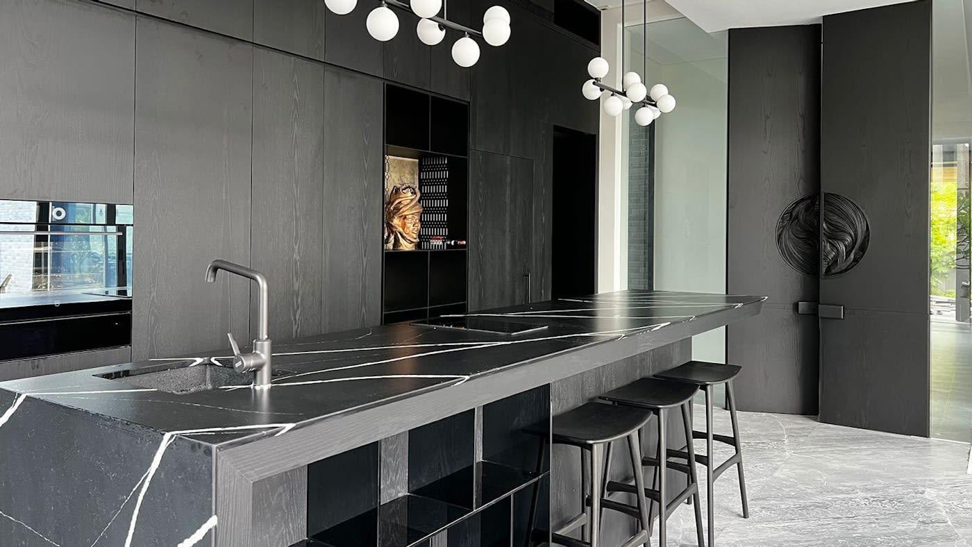 Et Marquina - qh5dkjzmlnxqk2eb9oeb@2x.jpg