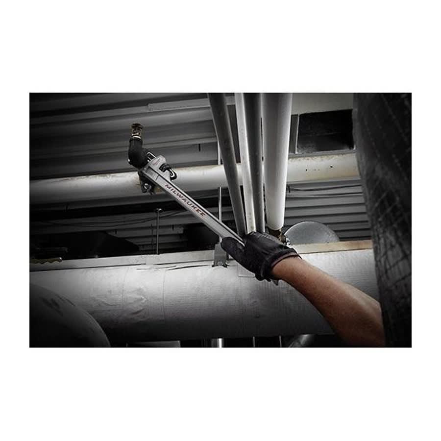 Straight Pipe Wrench With POWERLENGTH™ Handle, 10 in OAL, Serrated Jaw, Aluminum Handle, Silver - qxz7vfyw2ecxvel4yuzx@2x.jpg